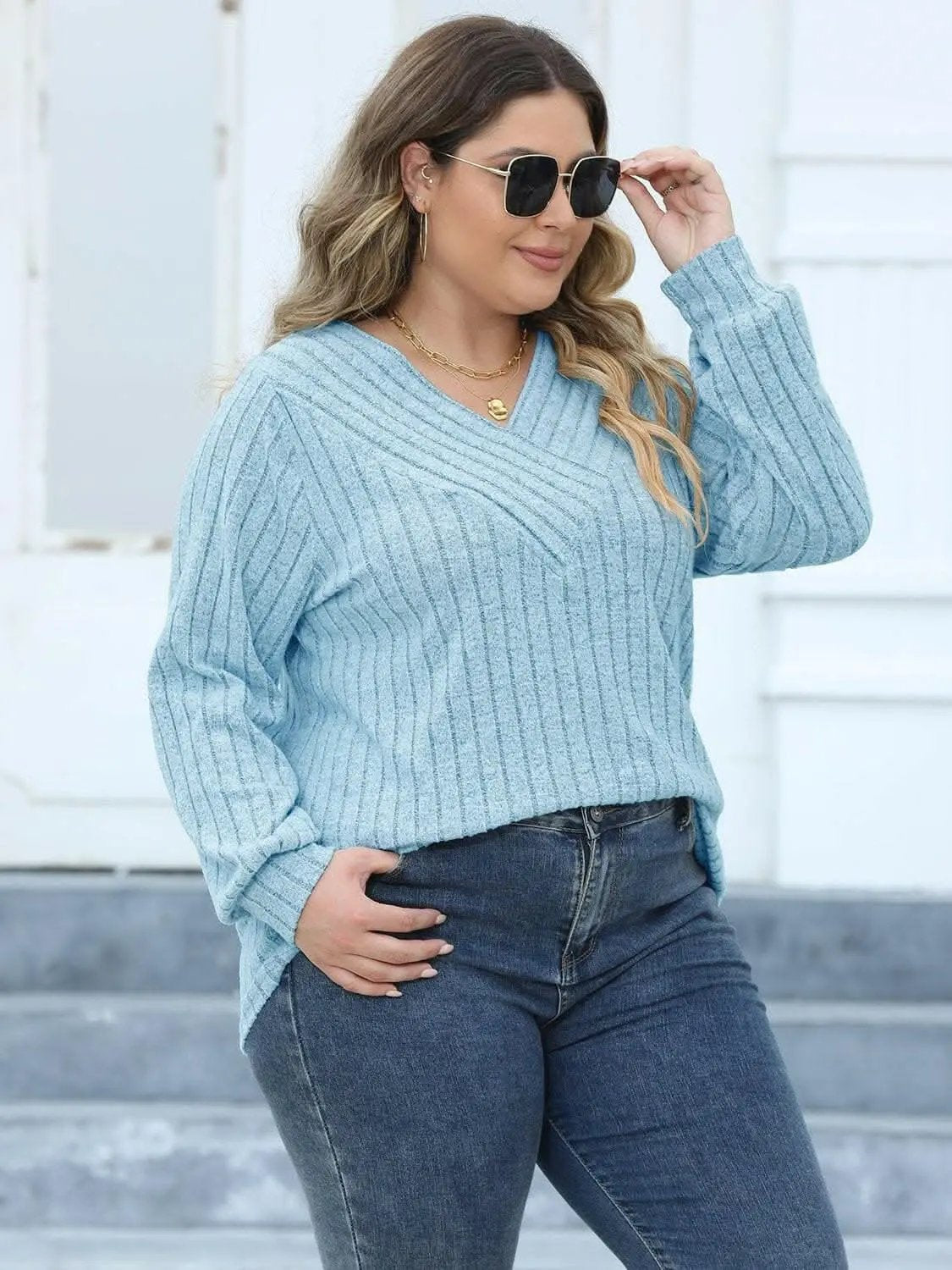 Cozy ribbed v-neck top for curves - Love Salve